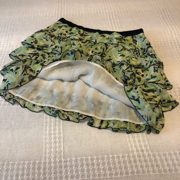 Beautiful Summer Skirt! - Picture 6 of 9